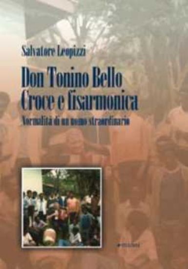 Immagine di Don Tonino Bello - Croce e fisarmonica